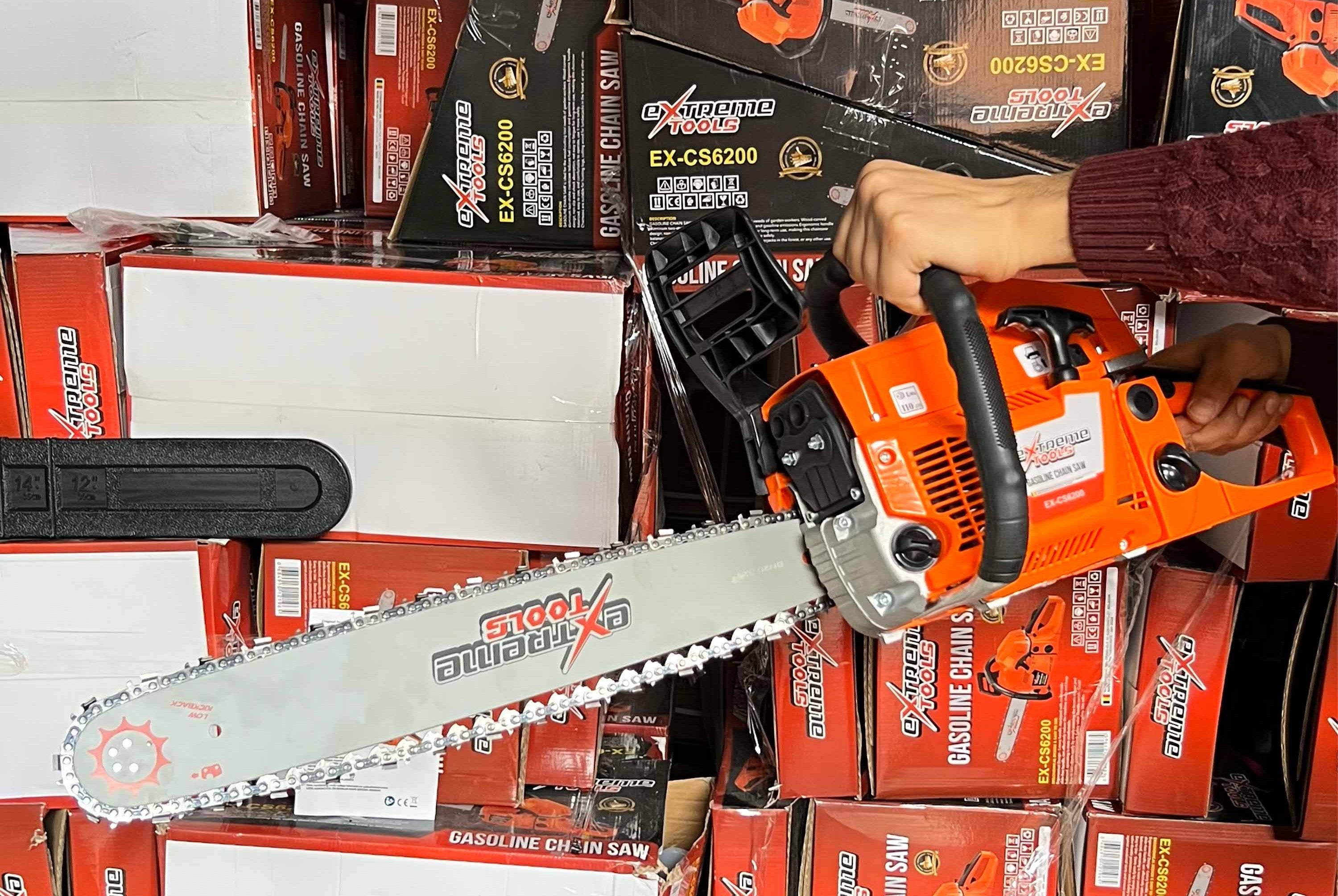 MOTOSIERRA A GASOLINA EXTREME TOOLS 62CC