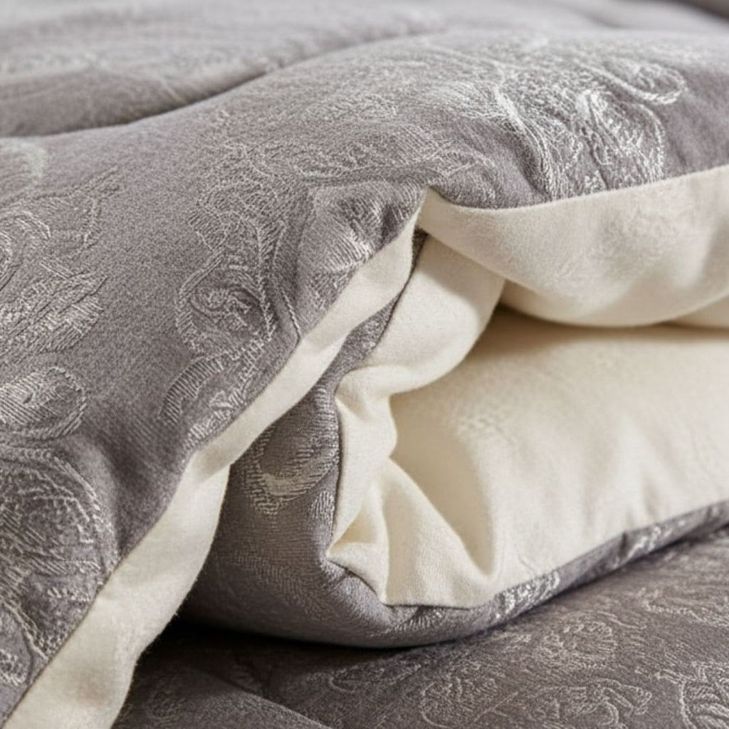 Luxury 6-Piece Duvet Set – Christmas 2026 Edition