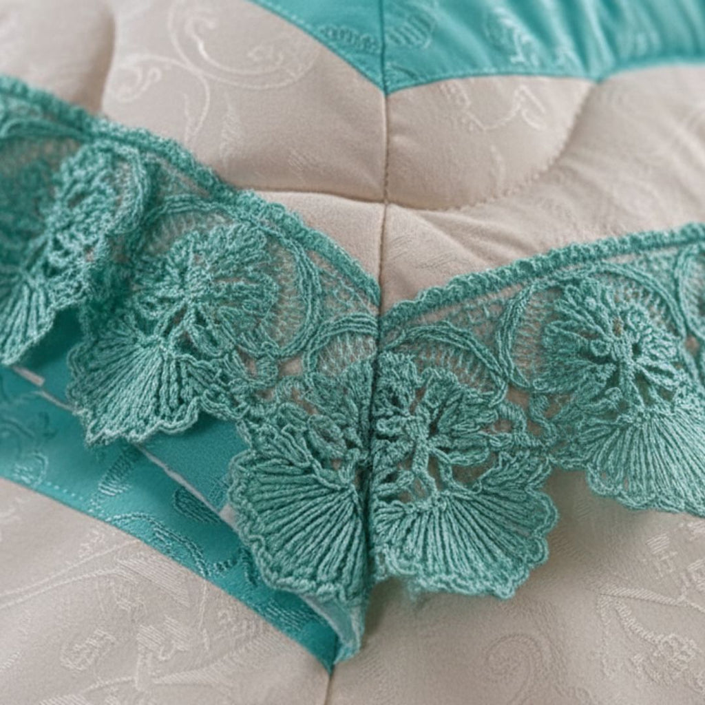 Luxury 6-Piece Duvet Set – Christmas 2026 Edition